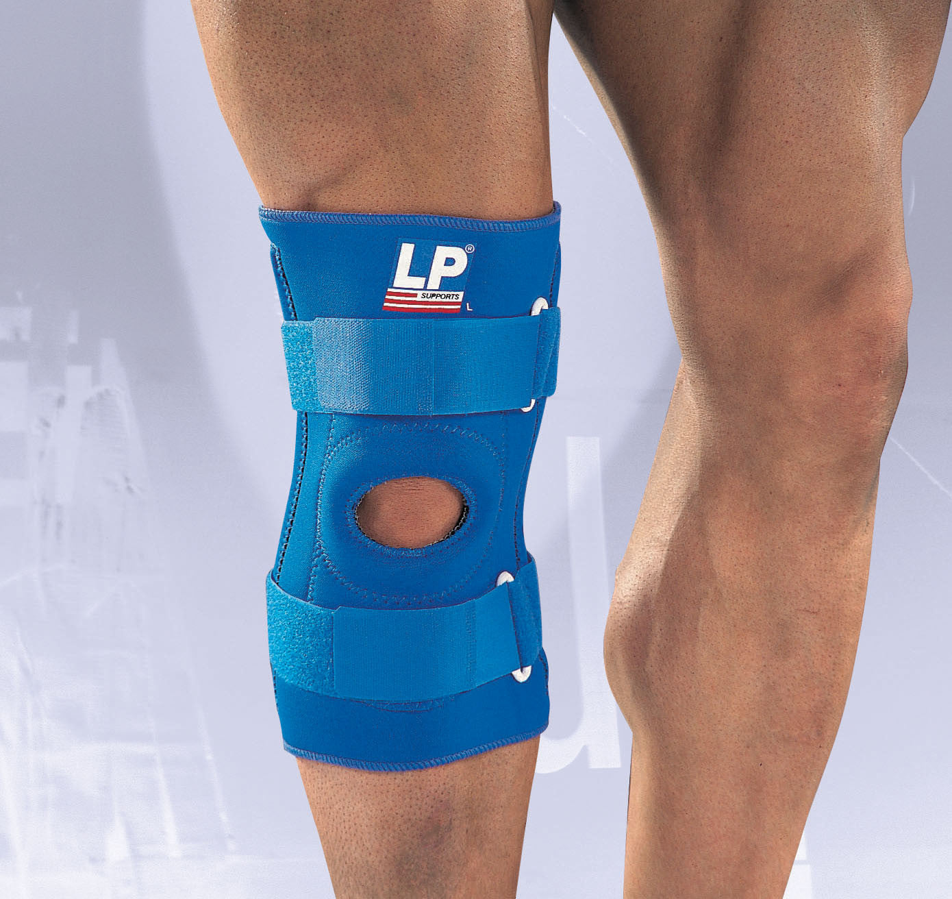 LP Knee Stabiliser with Buckles 709